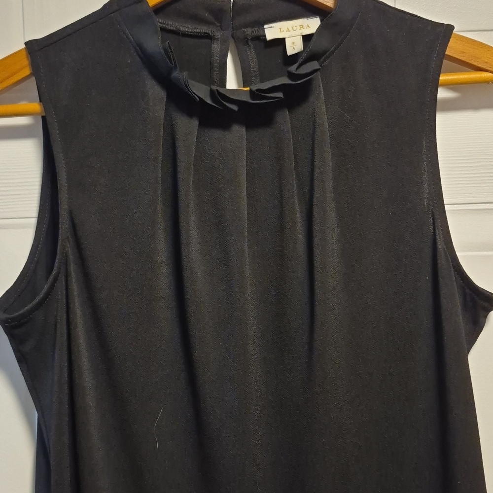 LAURA, black, sleeveless blouse, pleated neckline with button closure, PS